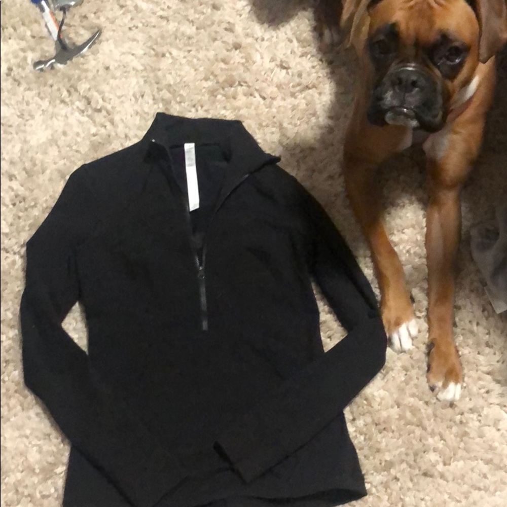 lululemon Black Pullover Half-zip - 6
